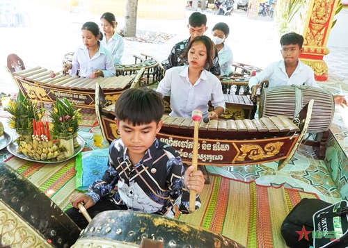 Nhạc ngũ âm - nghệ thuật dân gian của đồng bào Khmer ở An Giang